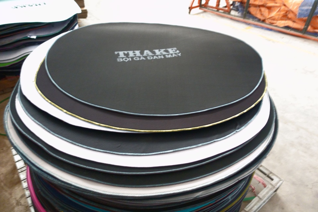 Thảm tròn Thake (Thảm lót bội gà THAKE 1m1 nhiều màu)